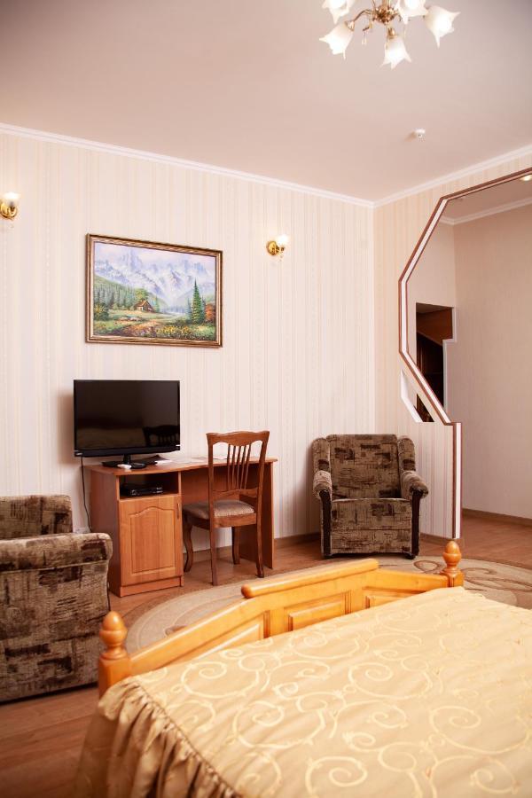 Piligrim 1 Hotel Mykolaiv Exterior photo